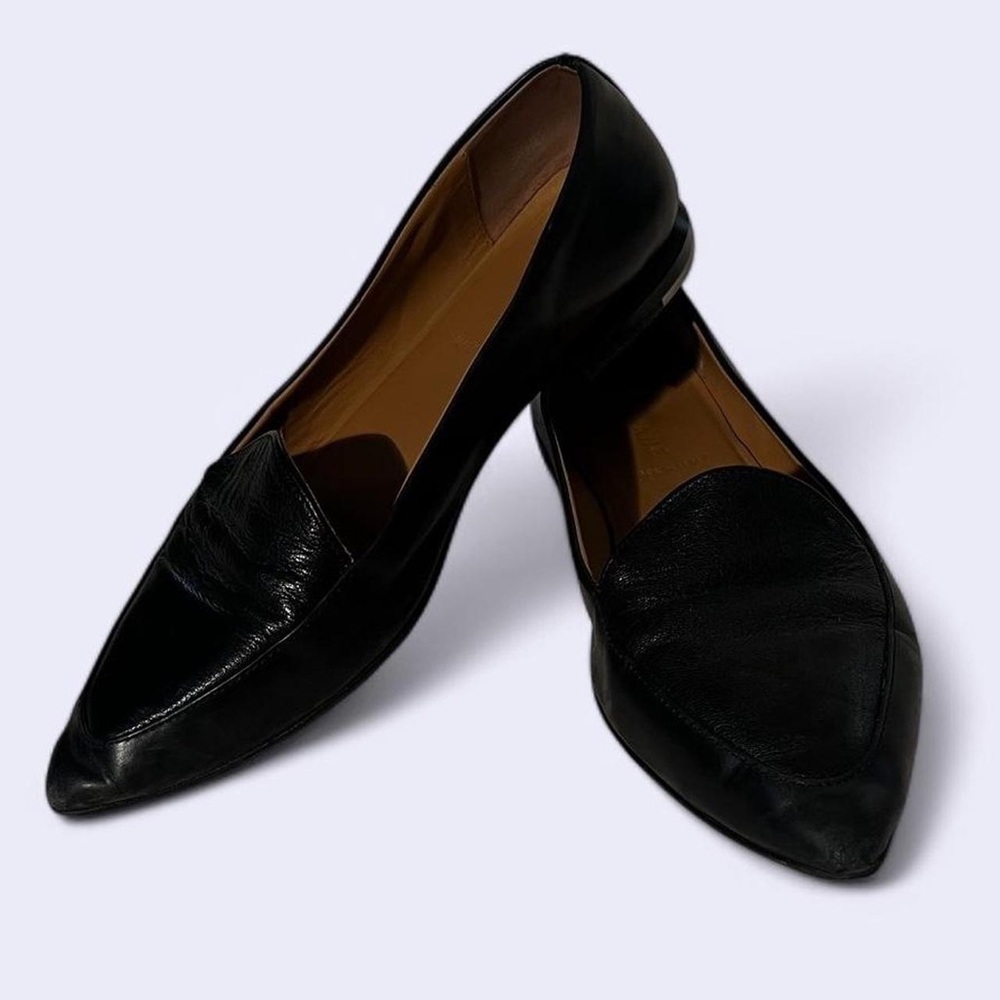 Everlane Modern Point flats in black
